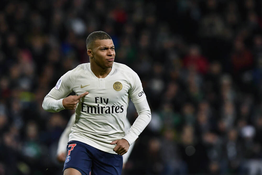 惊天反转！巴萨因“不敢签”条款错失尼科，背后真相令人唏嘘